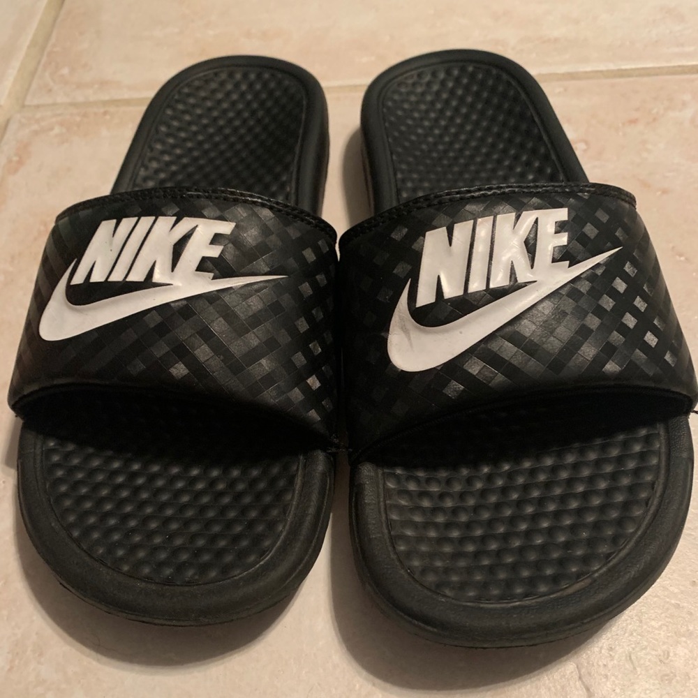 Nike slides